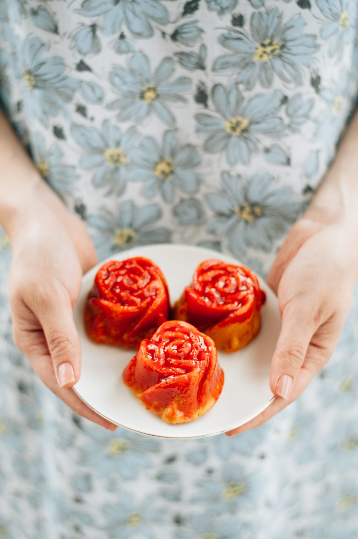 Foodfotografie rozen muffins, rose shaped muffins
